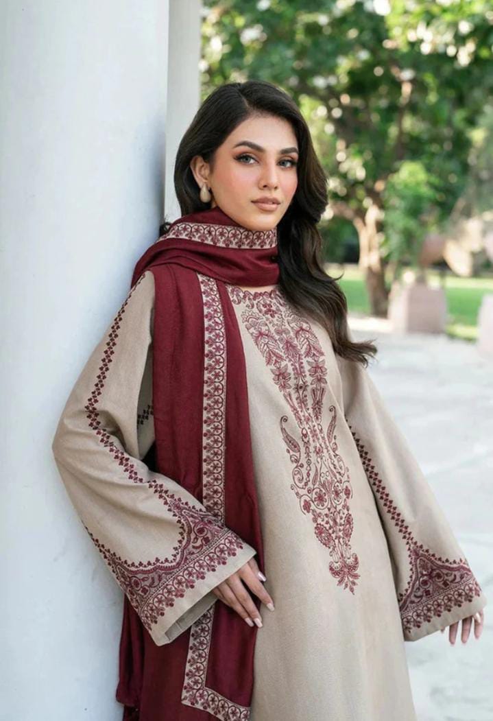 BAROQUE_3Piece Embroidered Dhanak